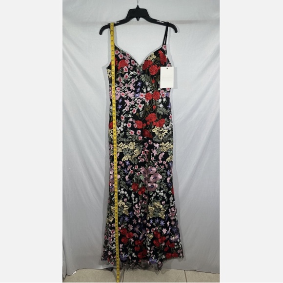 NWT $598 Mac Duggal‎ [ 8 ] Floral Lace Embroidered Sweetheart Gown Black Red - Picture 6 of 16